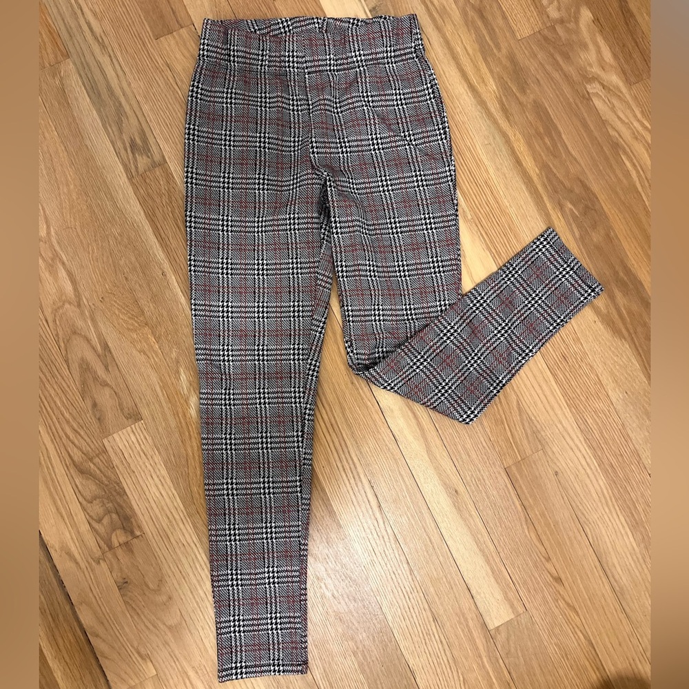 H&M Women’s Plaid High-Waisted Pants
